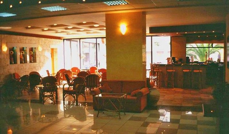 Agrabella Hotel 3*